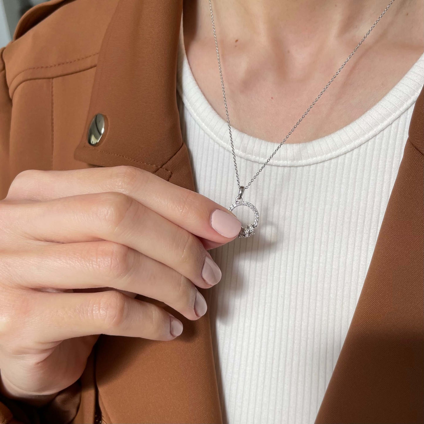 Radiance White Topaz Fidget Necklace