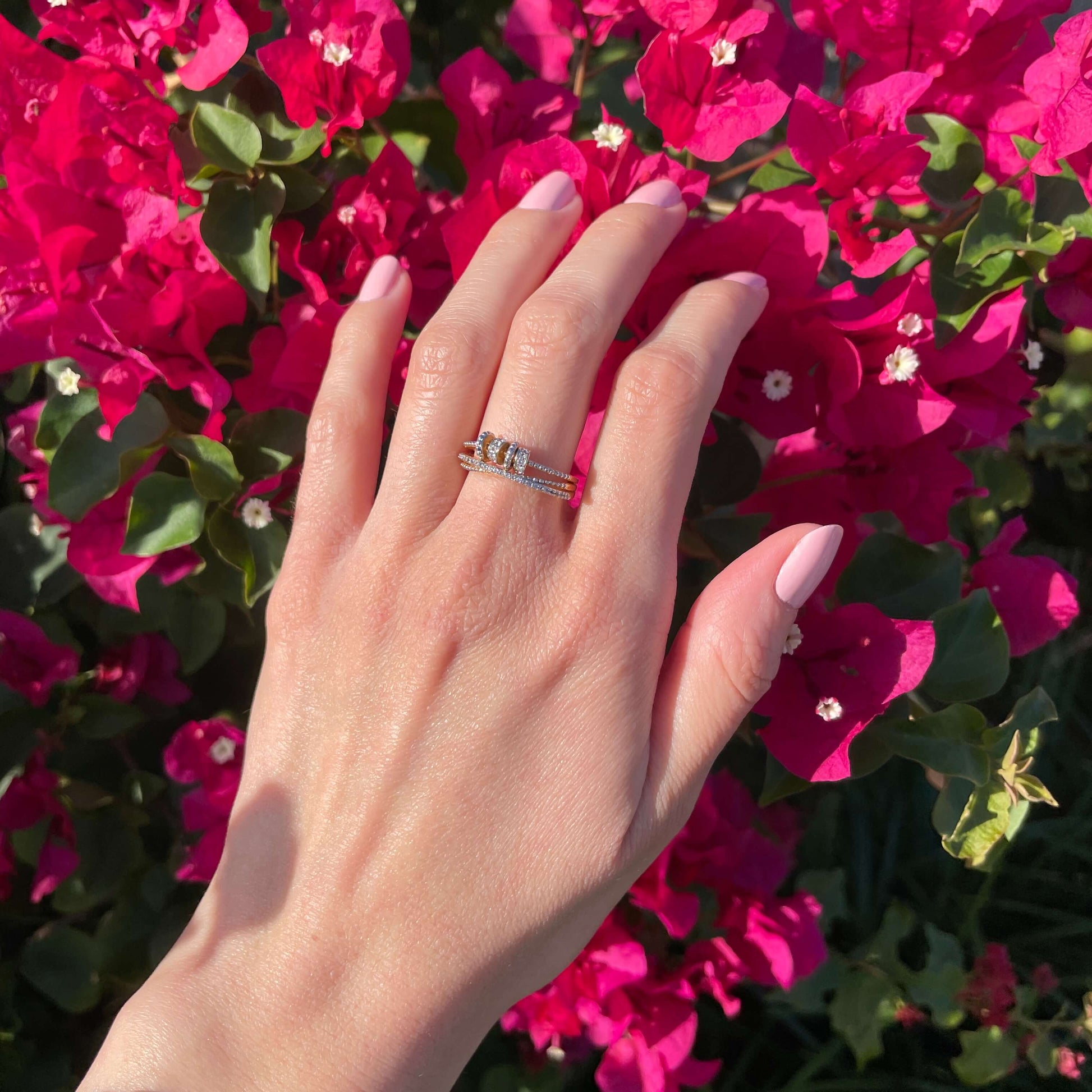 wearing-the-brilliance-white-topaz-fidget-ring