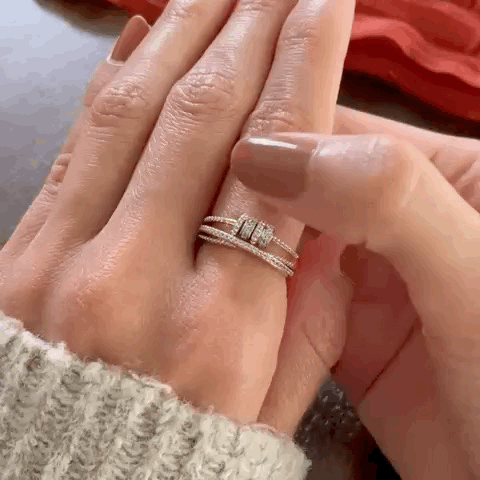 Brilliance White Topaz Fidget Ring