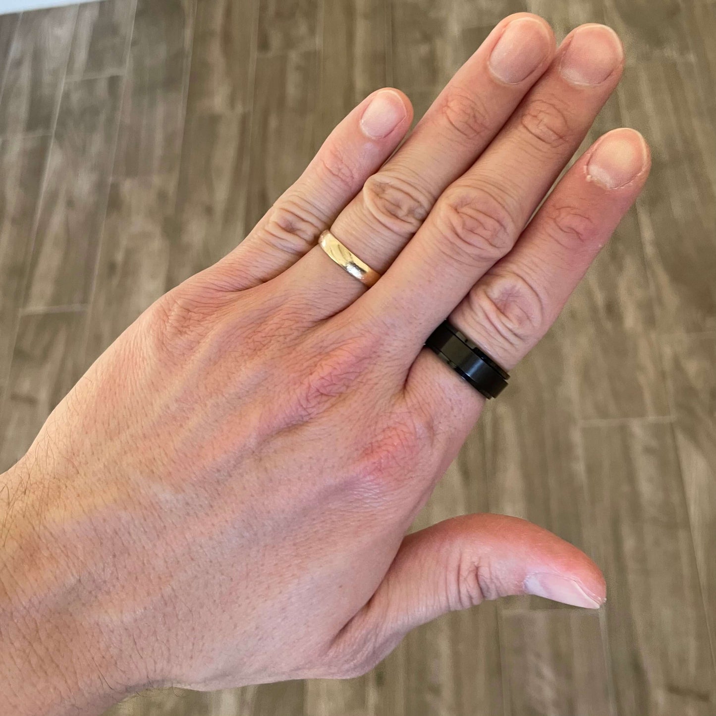 Edge Fidget Ring