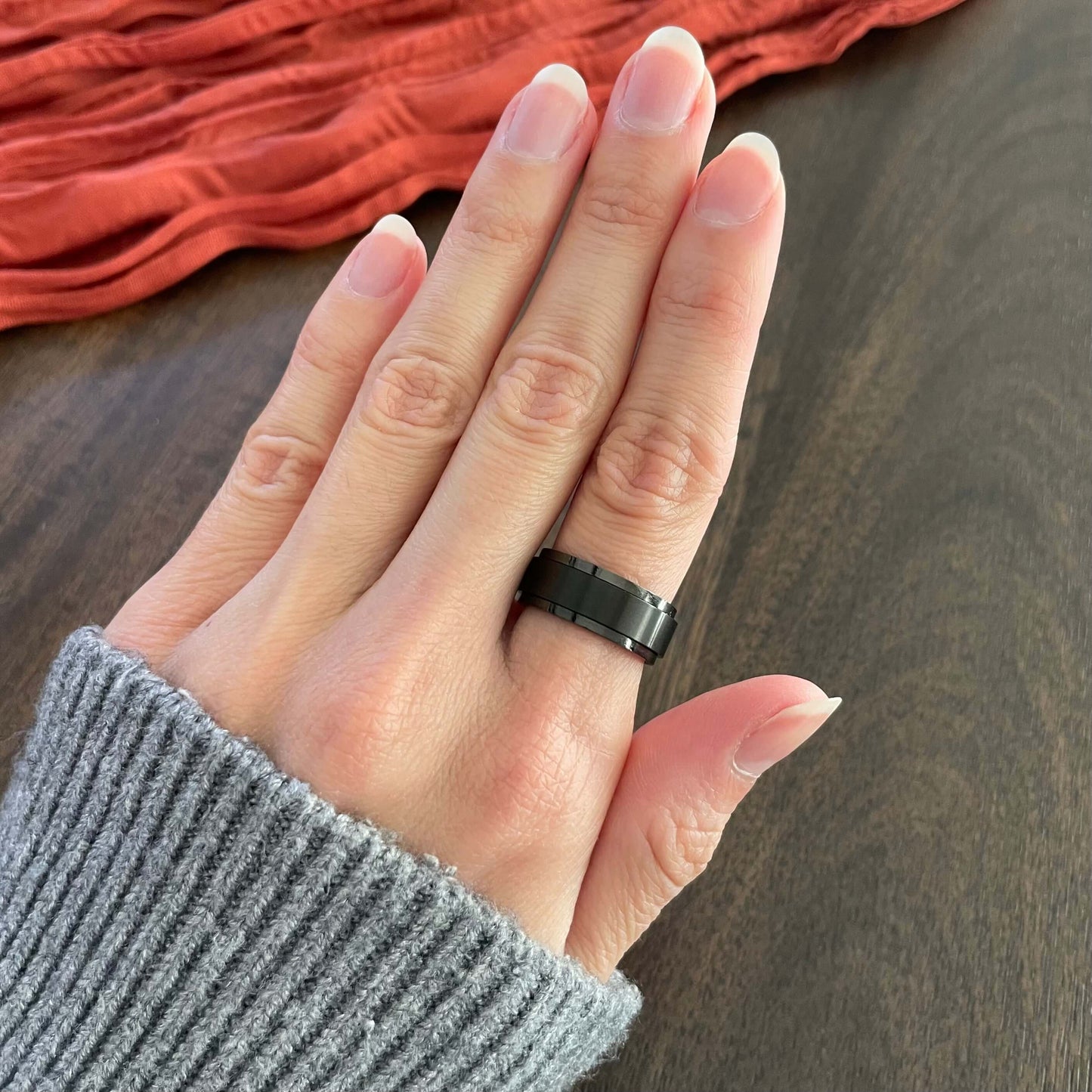 Edge Fidget Ring
