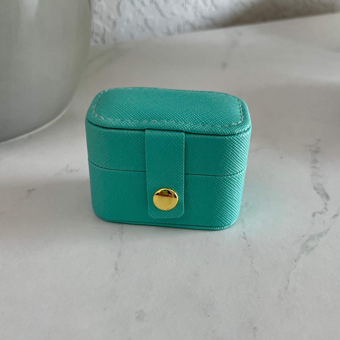 Weekend Mini Jewelry Case