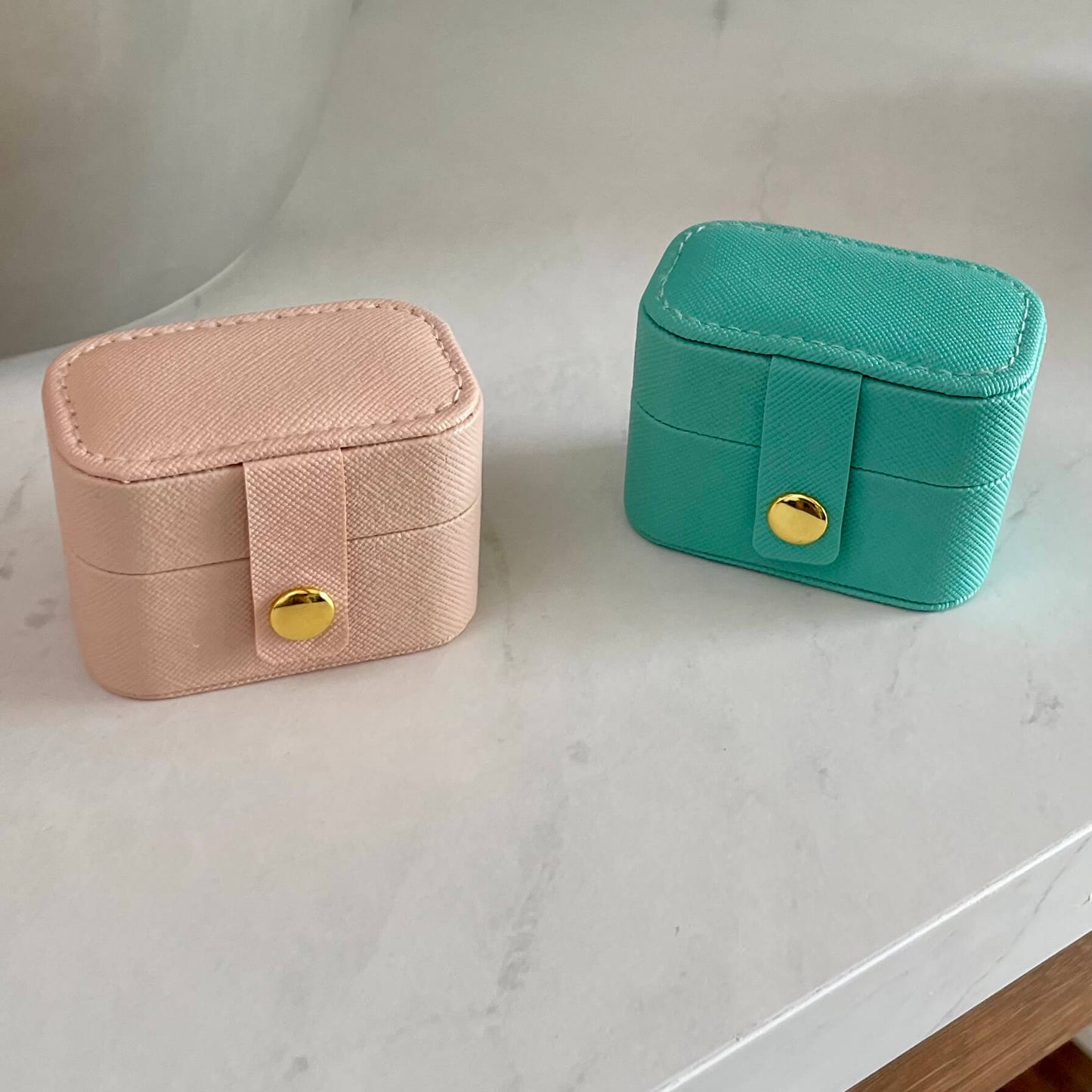 Weekend Mini Jewelry Case
